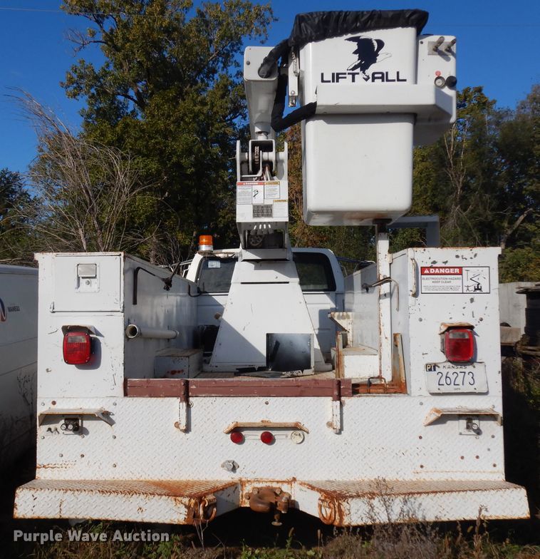 image for item GI9376 1992 Ford F600 bucket truck