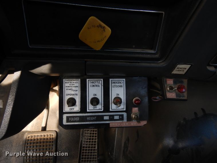 image for item GI9376 1992 Ford F600 bucket truck