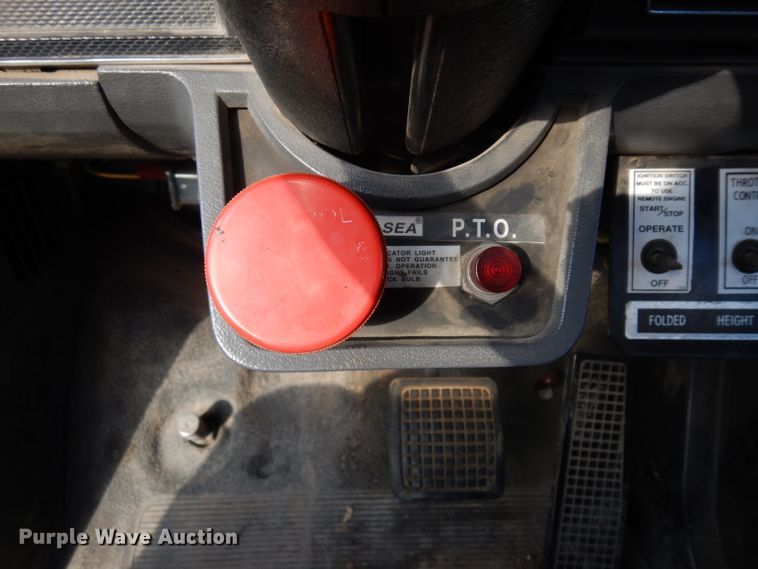 image for item GI9376 1992 Ford F600 bucket truck