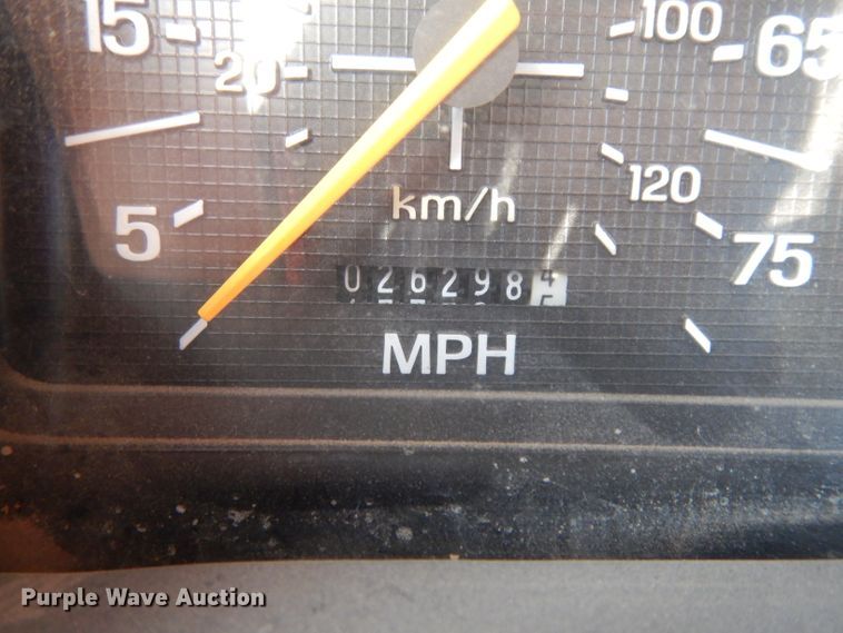 image for item GI9376 1992 Ford F600 bucket truck