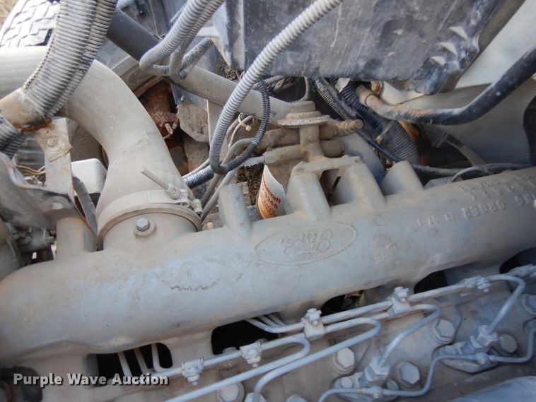 image for item GI9376 1992 Ford F600 bucket truck