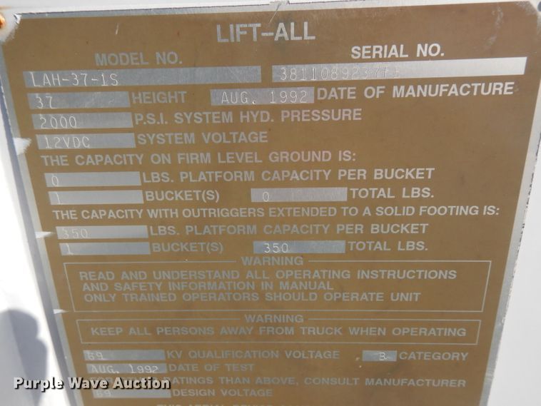 image for item GI9376 1992 Ford F600 bucket truck