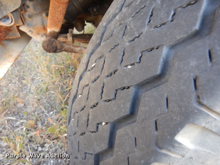 image for item GI9376 1992 Ford F600 bucket truck