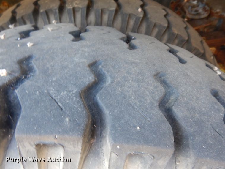 image for item GI9376 1992 Ford F600 bucket truck