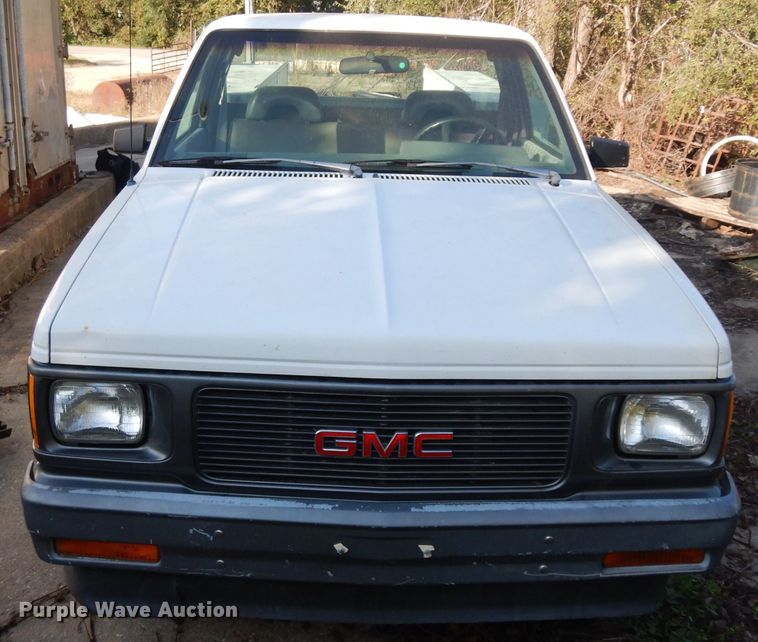 image for item GI9378 1993 GMC Sonoma utility bed pickup truck