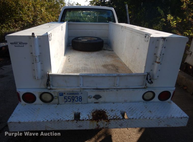 image for item GI9378 1993 GMC Sonoma utility bed pickup truck