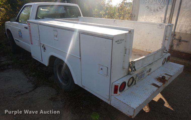 image for item GI9378 1993 GMC Sonoma utility bed pickup truck