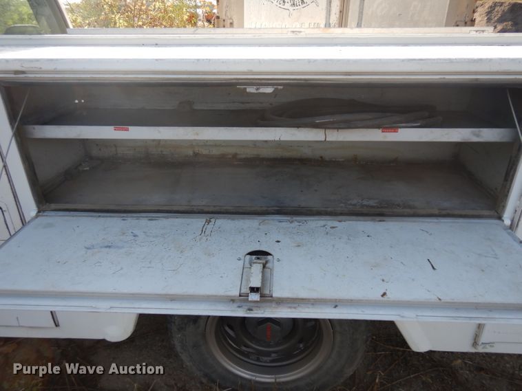 image for item GI9378 1993 GMC Sonoma utility bed pickup truck