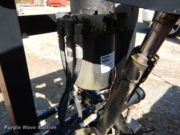 image for item GJ9886 Western snow plow