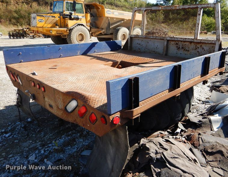 image for item GJ9887 Flatbed