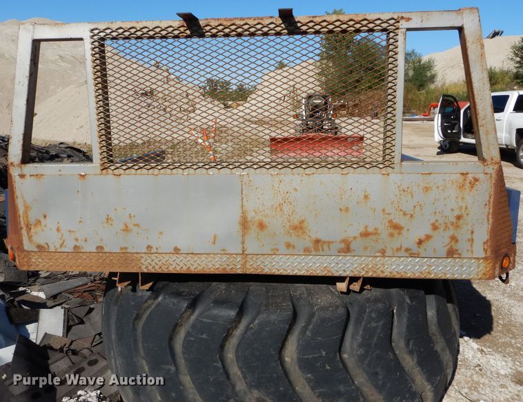 image for item GJ9887 Flatbed