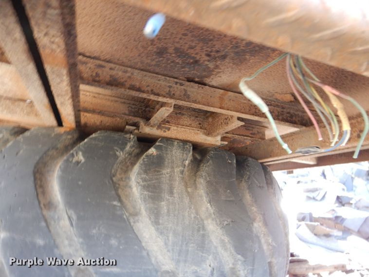 image for item GJ9887 Flatbed