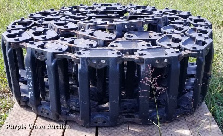 image for item H1072 (2) CNH over the tire grouser tracks