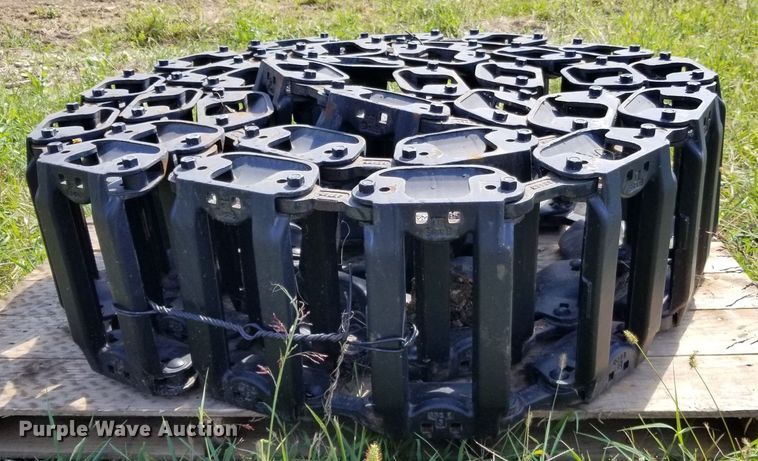 image for item H1073 (2) CNH over the tire grouser tracks