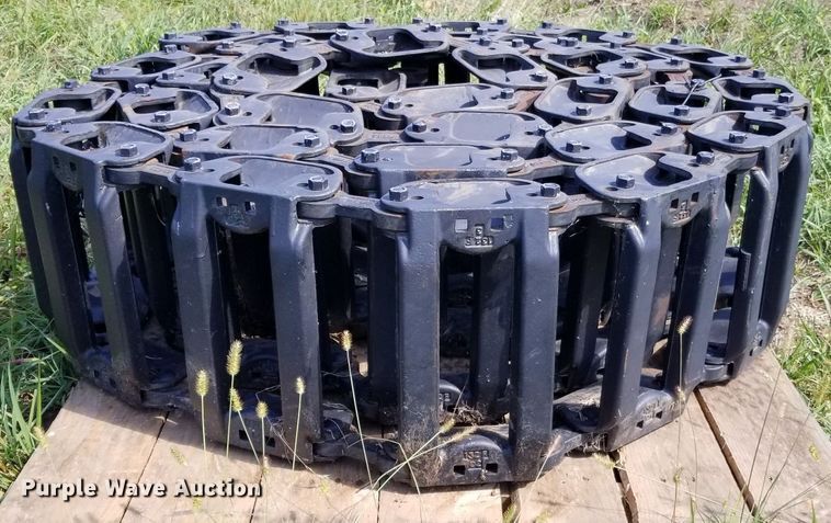 image for item H1075 (2) CNH over the tire grouser tracks