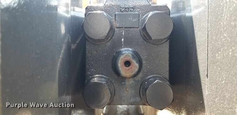 image for item H1091 IPC Huskie HH300 skid steer breaker/hammer