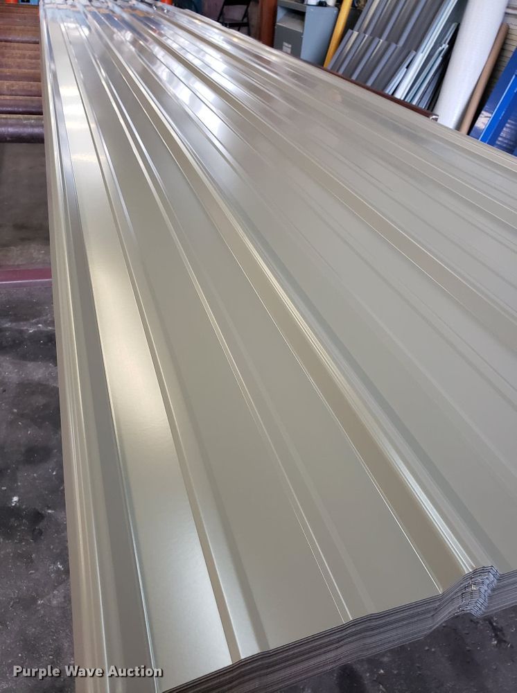 image for item H1127 (45) sheets of ag panel metal roofing/siding