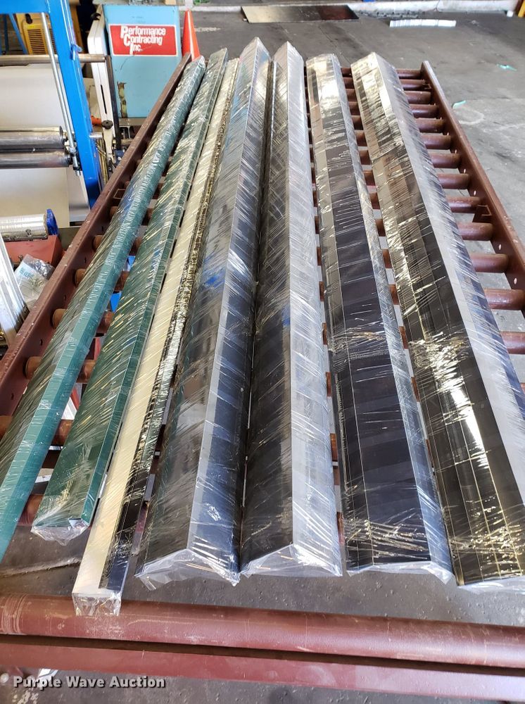 image for item H1132 30 x 40 x 12 ag panel metal roofing/siding building package