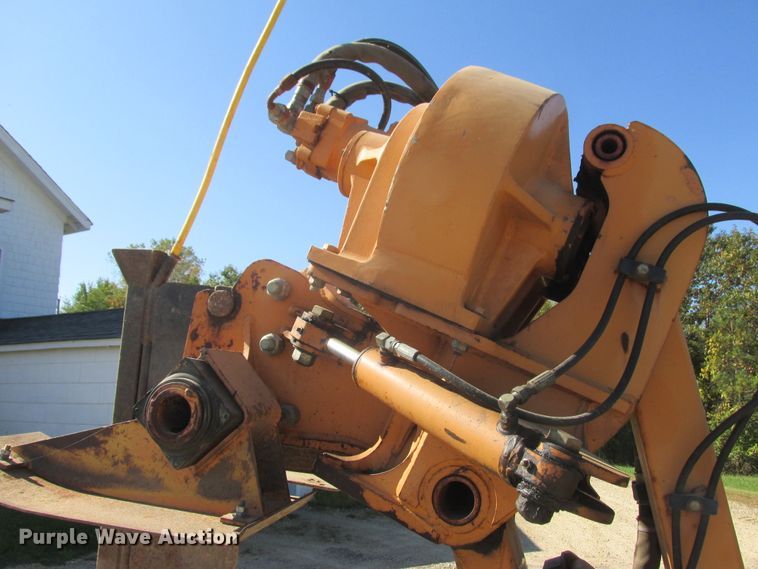 image for item DA8330 Case 660 cable plow