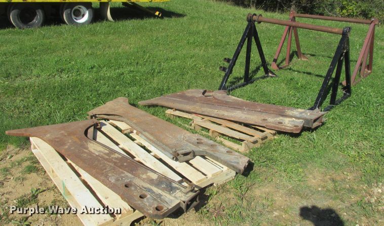 image for item DA8330 Case 660 cable plow