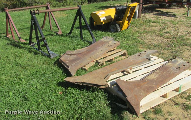 image for item DA8330 Case 660 cable plow