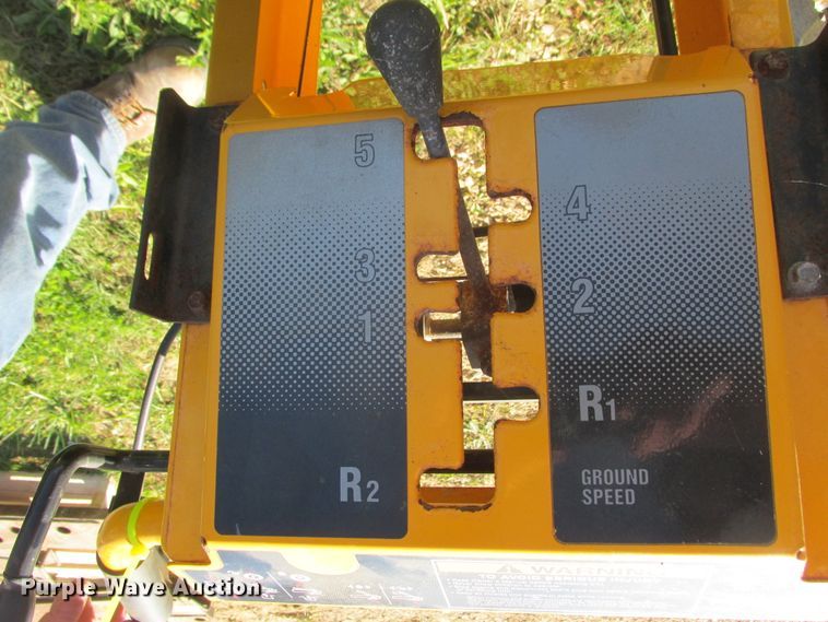 image for item DA8331 MB broom