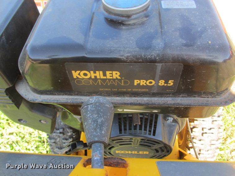 image for item DA8331 MB broom