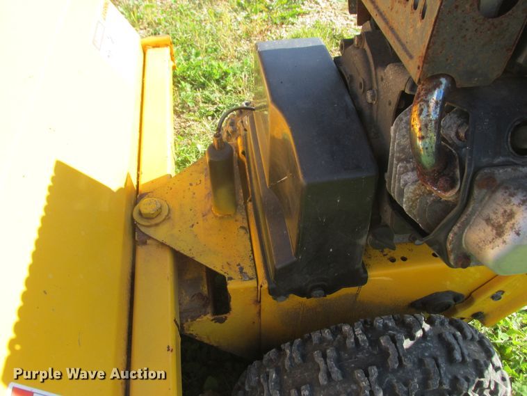 image for item DA8331 MB broom