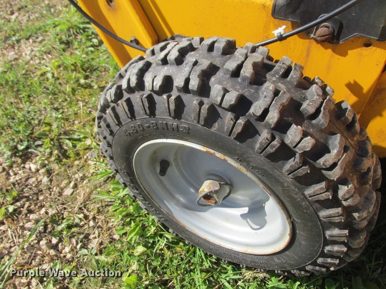 image for item DA8331 MB broom