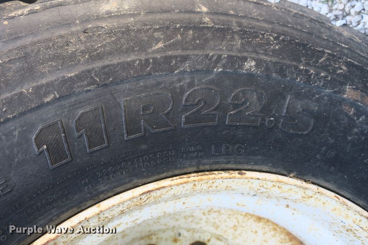 image for item DB10165 2002 GMC C8500 dump truck