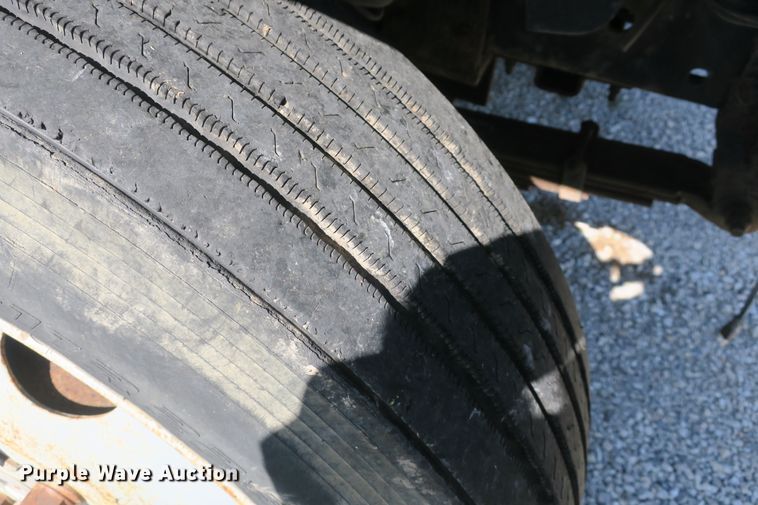 image for item DB10165 2002 GMC C8500 dump truck