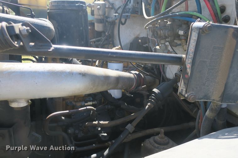 image for item DB10165 2002 GMC C8500 dump truck