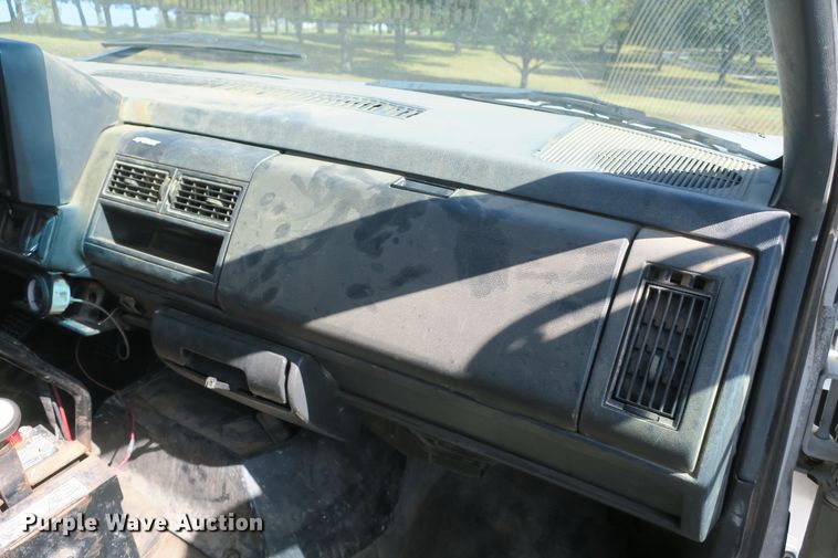 image for item DB10165 2002 GMC C8500 dump truck