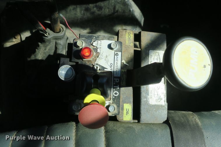 image for item DB10165 2002 GMC C8500 dump truck