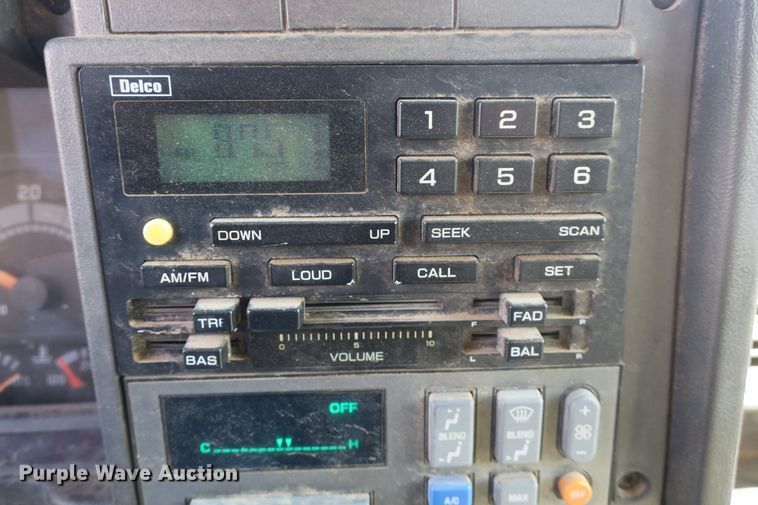 image for item DB10165 2002 GMC C8500 dump truck