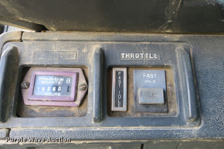 image for item DB10165 2002 GMC C8500 dump truck