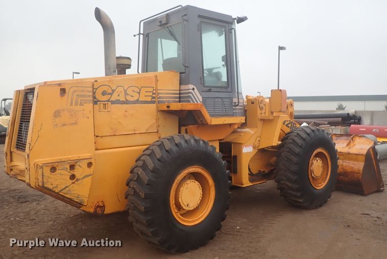 image for item DB7664 1996 Case 721B wheel loader