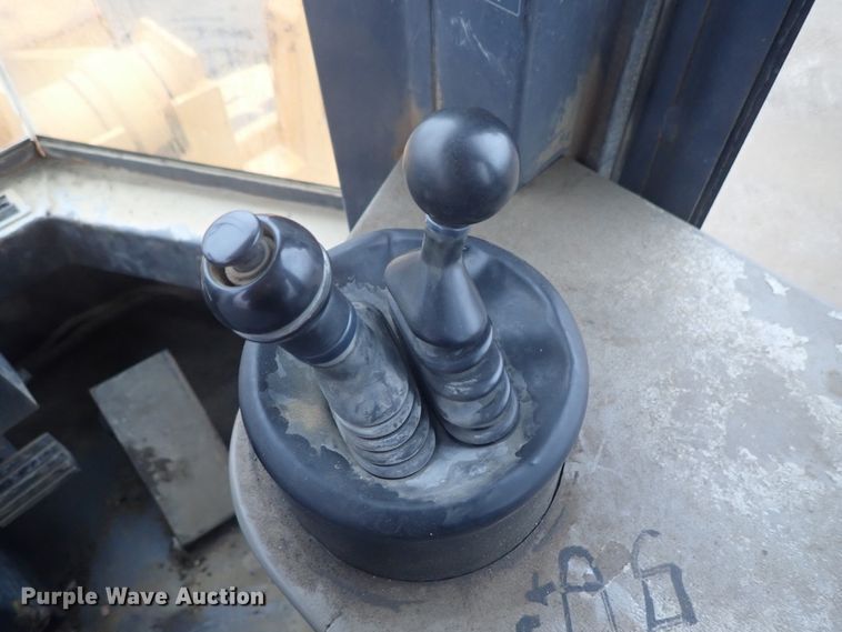 image for item DB7664 1996 Case 721B wheel loader