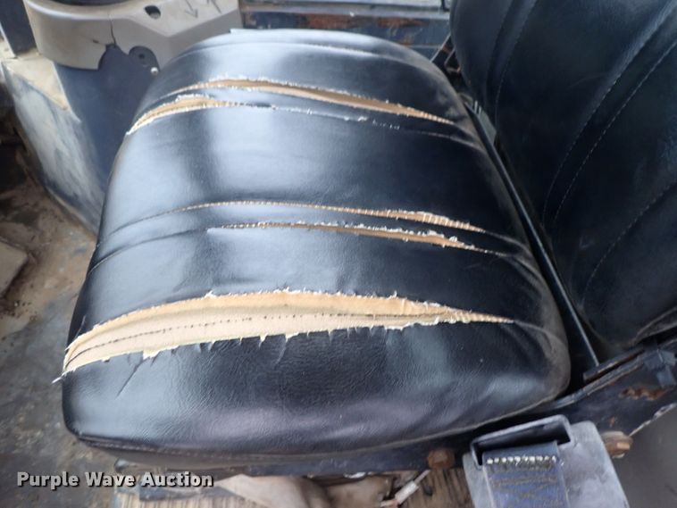 image for item DB7664 1996 Case 721B wheel loader