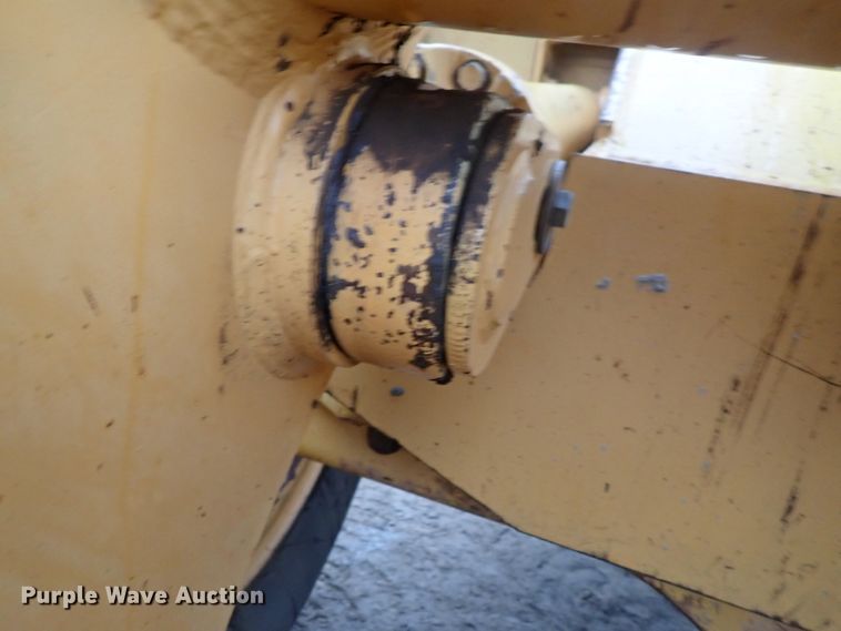 image for item DB7664 1996 Case 721B wheel loader