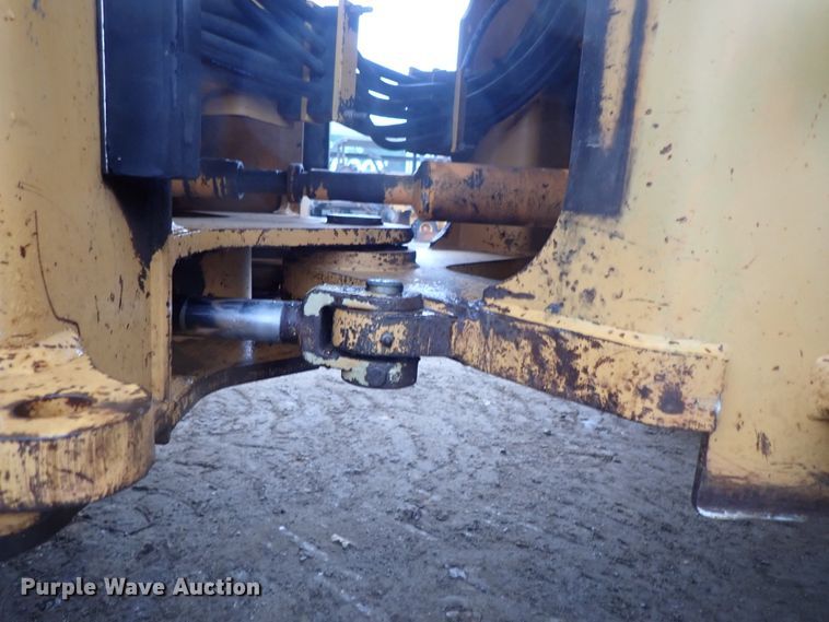 image for item DB7664 1996 Case 721B wheel loader