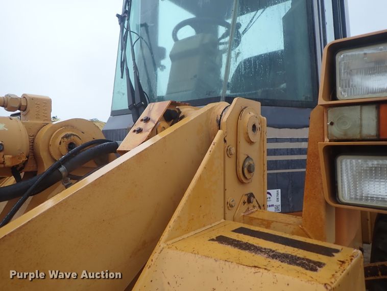 image for item DB7664 1996 Case 721B wheel loader