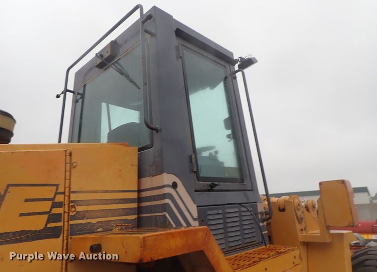 image for item DB7664 1996 Case 721B wheel loader