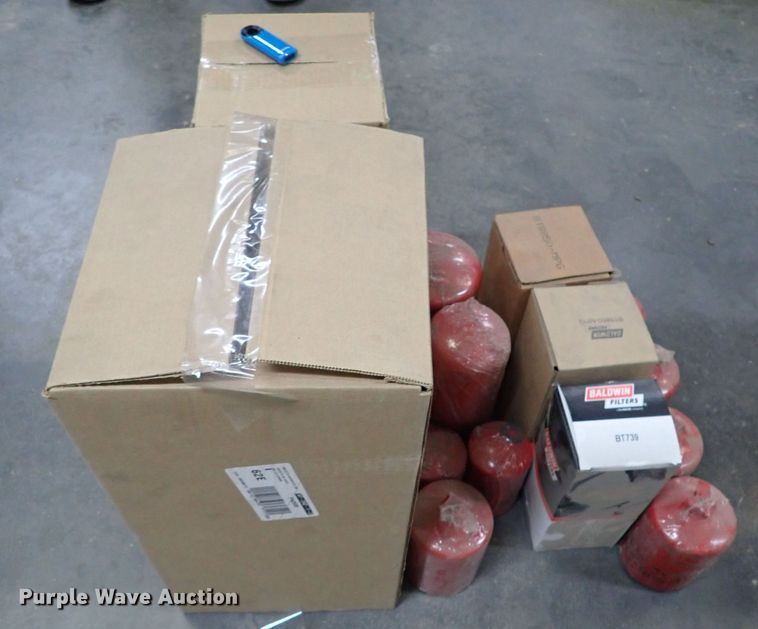 image for item DB7664 1996 Case 721B wheel loader