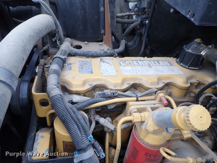 image for item DB7665 2000 GMC C8500 flatbed truck