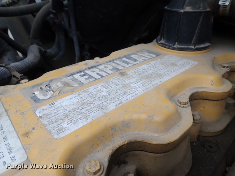 image for item DB7665 2000 GMC C8500 flatbed truck