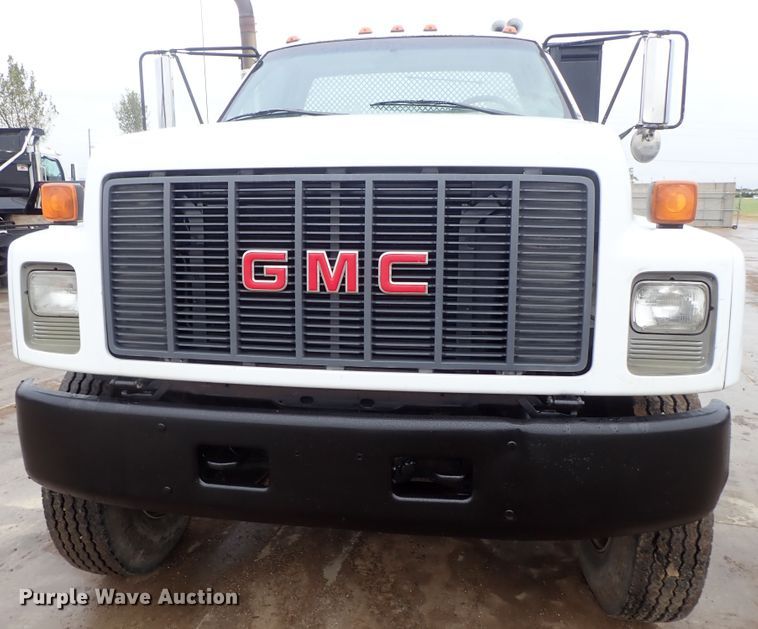 image for item DB7665 2000 GMC C8500 flatbed truck