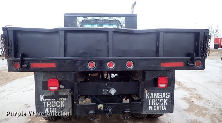 image for item DB7665 2000 GMC C8500 flatbed truck