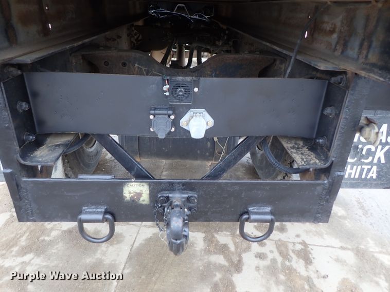 image for item DB7665 2000 GMC C8500 flatbed truck