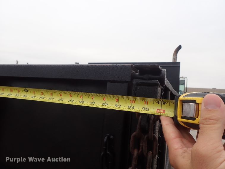 image for item DB7665 2000 GMC C8500 flatbed truck